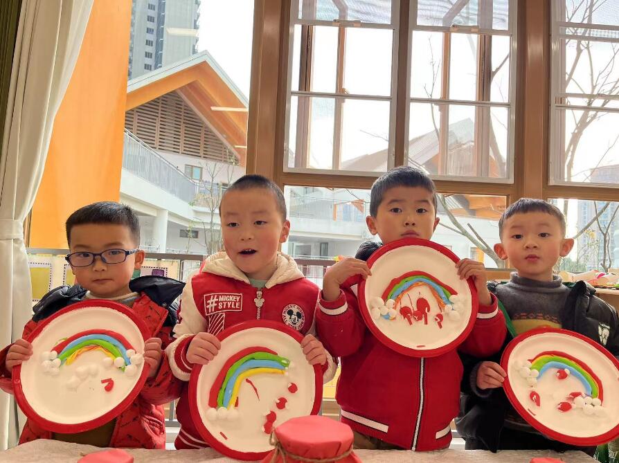 和同学们元旦手工作品